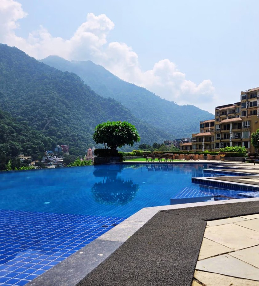 Apartments, Villas